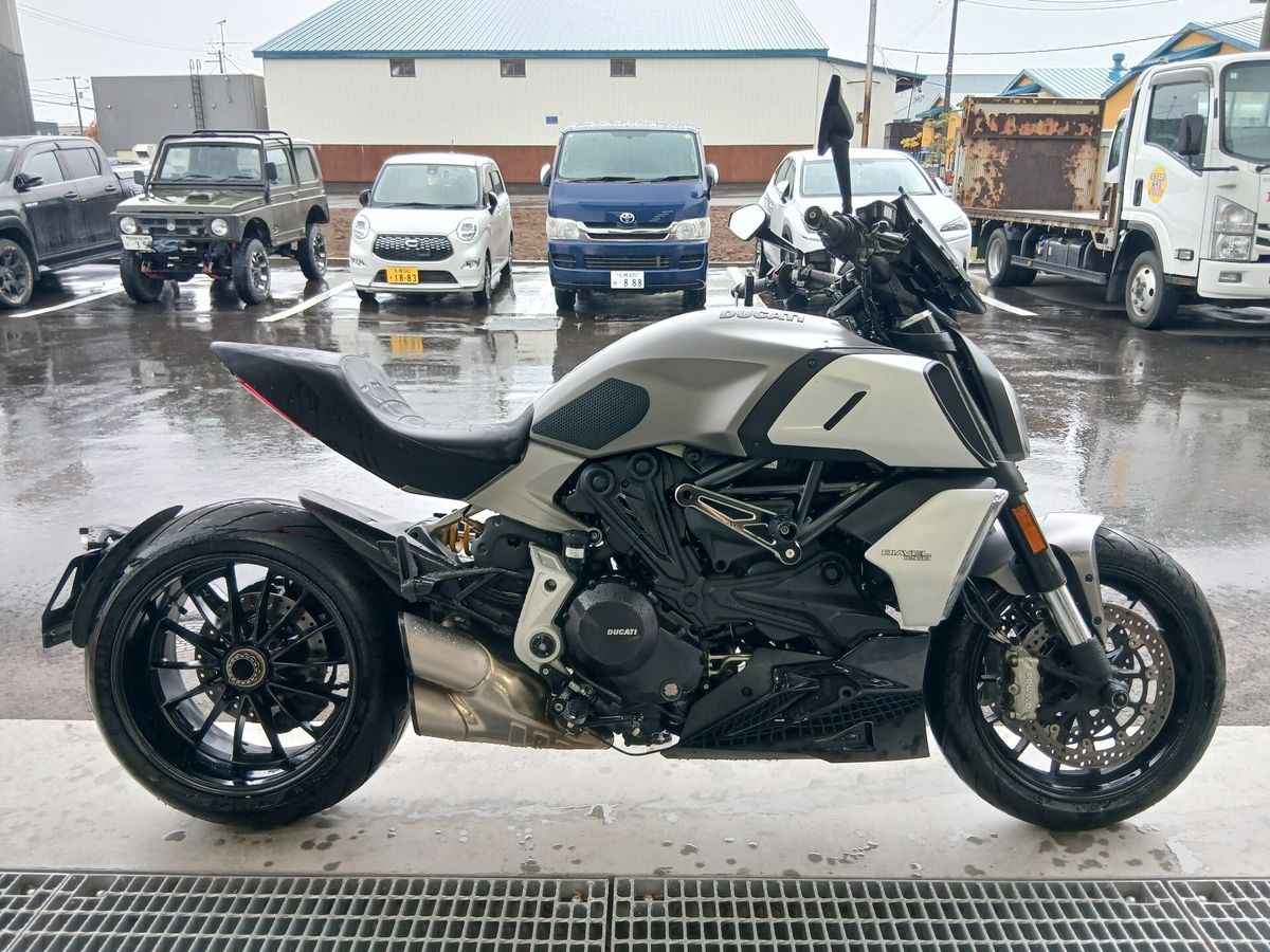 Ducati DIAVEL 1260