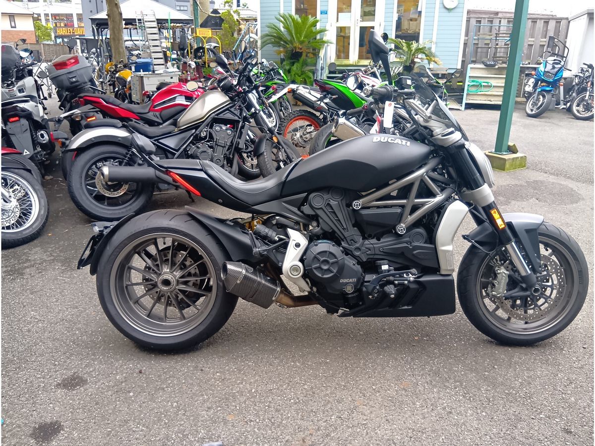 Ducati X DIAVEL